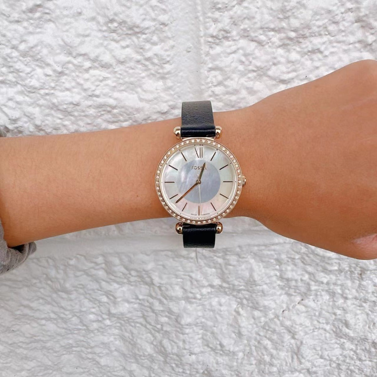 Fossil BQ3821 Tillie Solar-Powered Navy Leather Watch Fossil BQ3821 Tillie Solar-Powered Navy Leather Watch